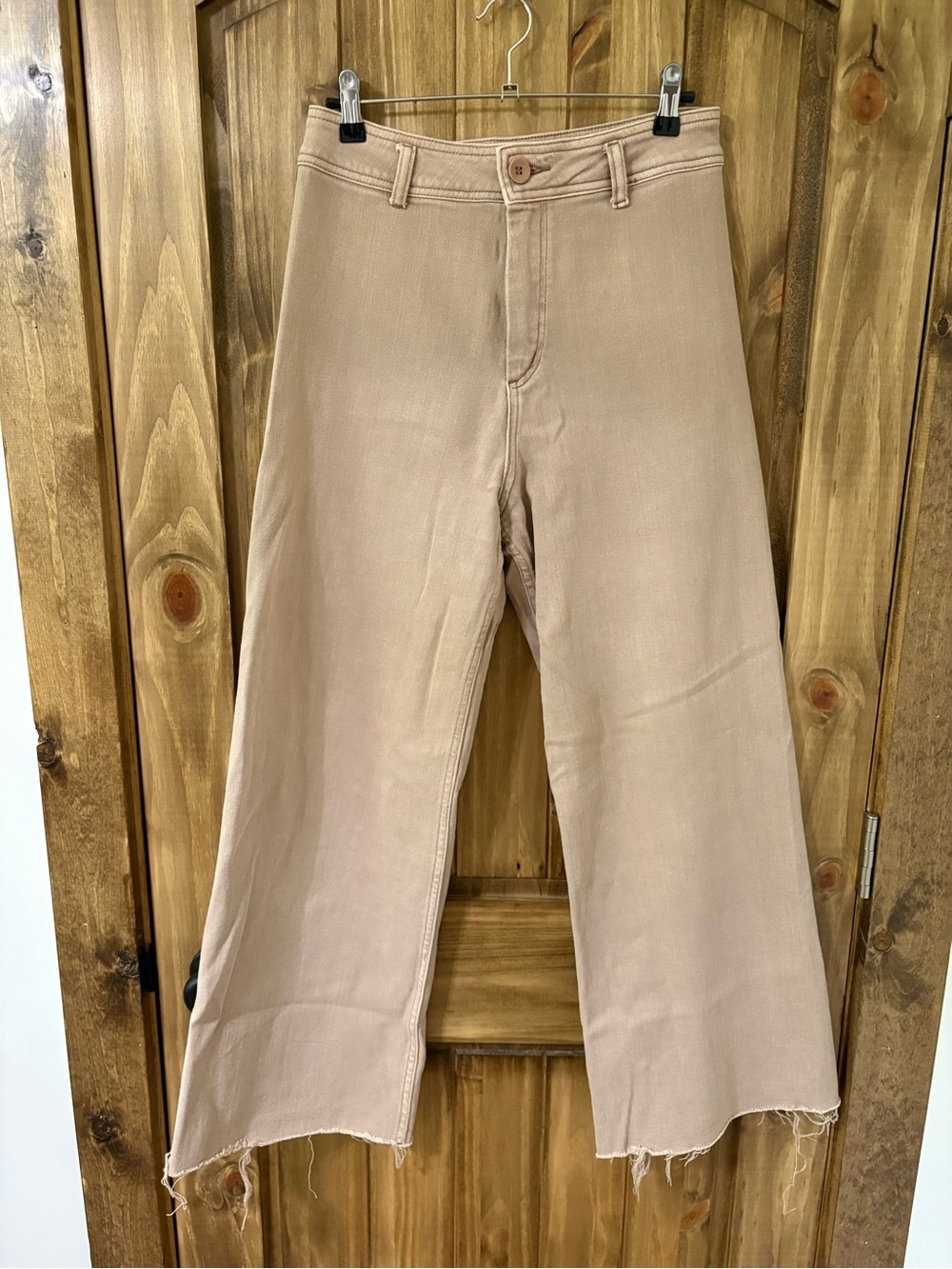 Miou Muse Straight Wide Leg Denim Beige Raw Flare High Rise Jeans
Size large